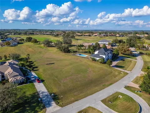 12833 Ventana Ct, Dade City, FL 33525
