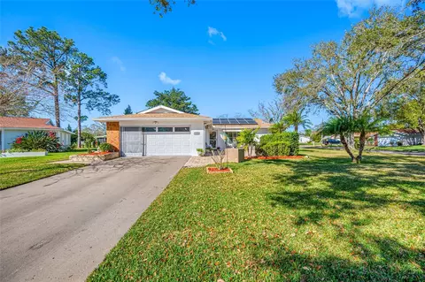 1024 Brae Ct, Palm Harbor, FL 34684