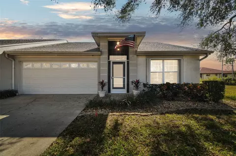 2509 Estancia Blvd, Clearwater, FL 33761