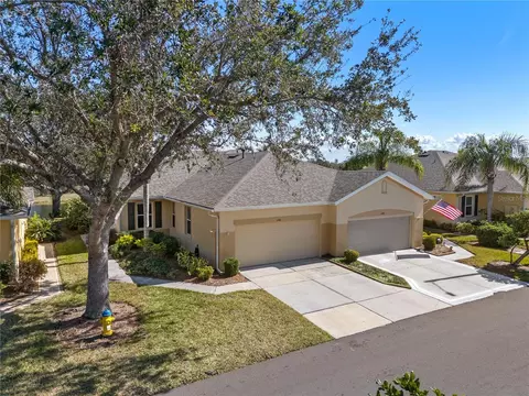 1241 Fairway Greens Dr, Sun City Center, FL 33573