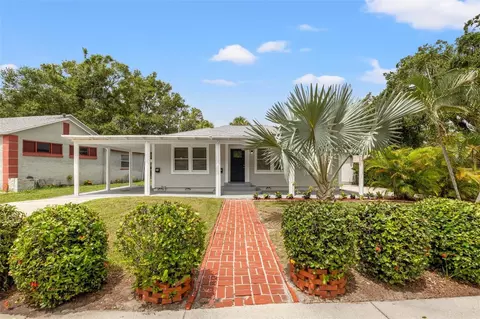 2835 Valencia Way S, Saint Petersburg, FL 33705