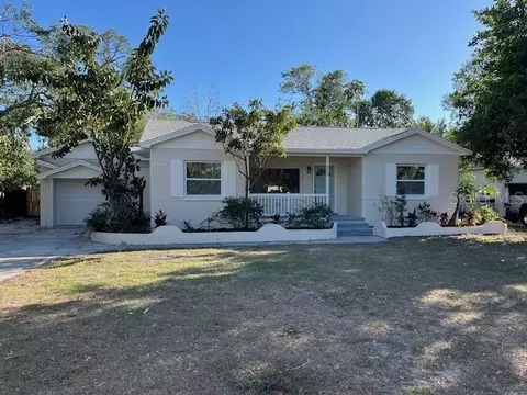 2200 Catalonia Way S, Saint Petersburg, FL 33712