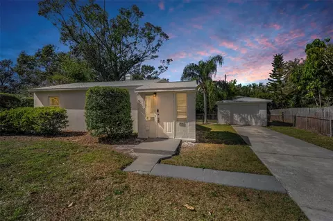 1611 Canterbury Rd N, Saint Petersburg, FL 33710