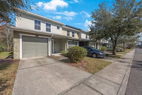 8004 Downpatrick Ct, Tampa, FL 33610