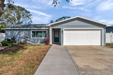 9394 117th Ave, Largo, FL 33773
