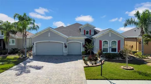 1545 Emerald Dunes Dr, Sun City Center, FL 33573