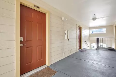 11901 4th St N #6303, Saint Petersburg, FL 33716