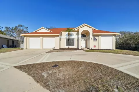 9234 Duffer Ct, Hudson, FL 34667