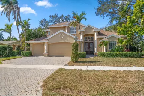 1370 Pinellas Rd, Belleair, FL 33756