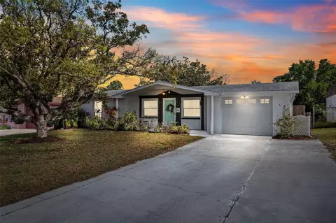 5046 Rosewood Dr, New Port Richey, FL 34653