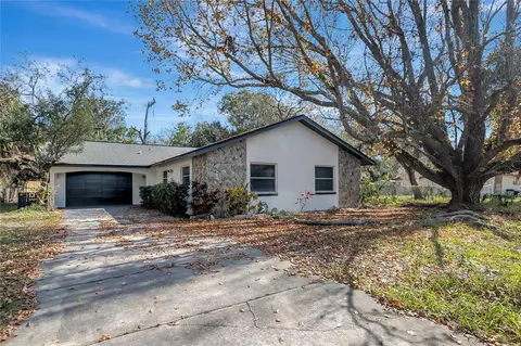 16106 Blackbeard Ln, Hudson, FL 34667