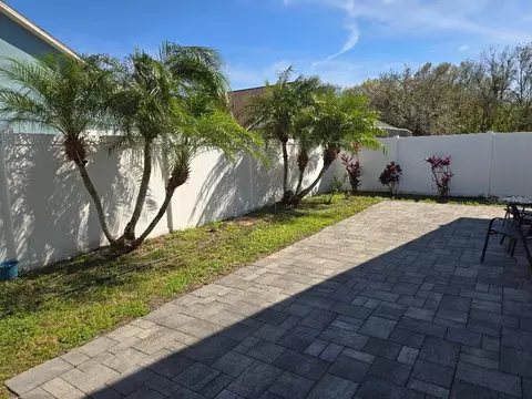 Exterior - 6601 Thackston Dr, Riverview, FL 33578 photo 4 of 8