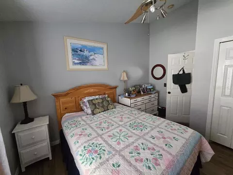 Bedroom - 6601 Thackston Dr, Riverview, FL 33578 photo 2 of 7