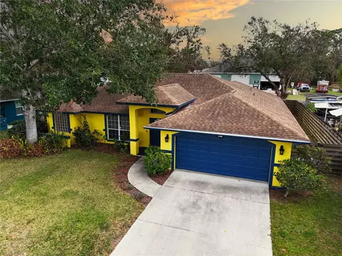 1875 Oak Branch Dr, Sarasota, FL 34232