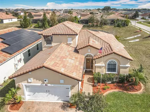 374 Villa Sorrento Cir, Haines City, FL 33844