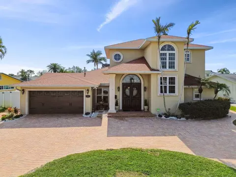 1336 51st Ave NE, Saint Petersburg, FL 33703