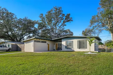 2905 Bay St, Sarasota, FL 34237