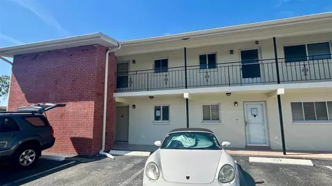 4560 Overlook Dr NE #163, Saint Petersburg, FL 33703