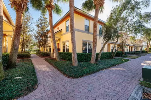 122 Coquina Bay Dr, Saint Petersburg, FL 33705