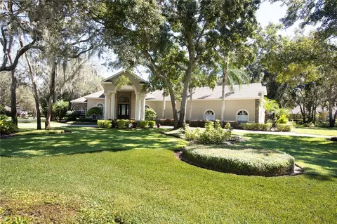 6222 Kingbird Manor Dr, Lithia, FL 33547