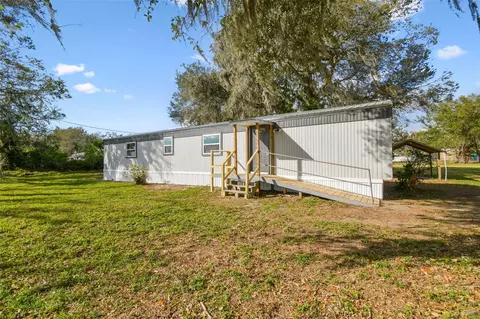 8408 Bob Wiggs Ave, Lithia, FL 33547
