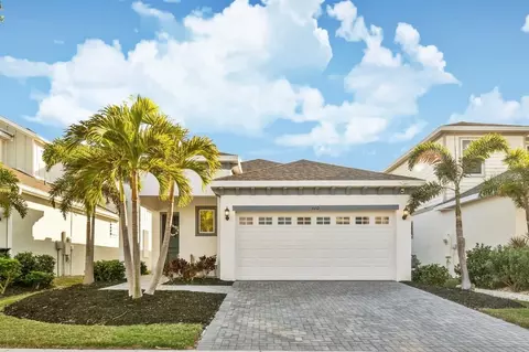 310 Blackrock Ln, Apollo Beach, FL 33572