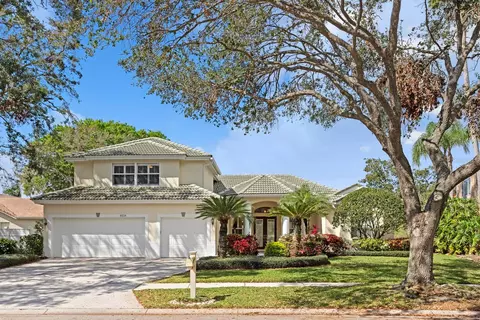 10214 Garden Alcove Dr, Tampa, FL 33647