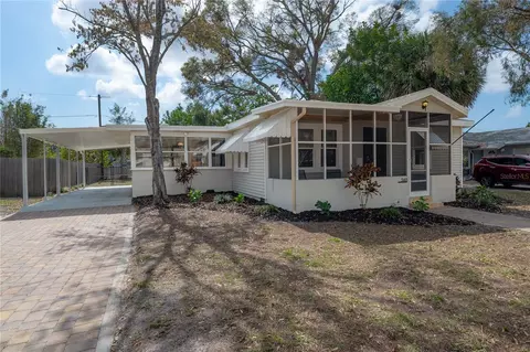 560 80th Ave N, Saint Petersburg, FL 33702