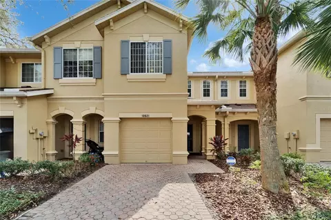 10621 Shady Falls Ct, Riverview, FL 33578