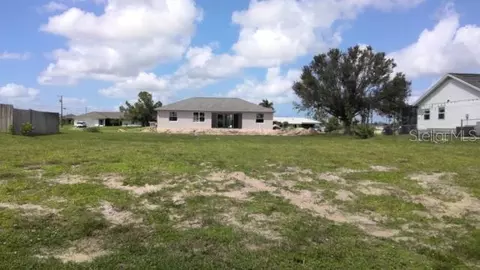 204 NW 18th Ave, Cape Coral, FL 33993