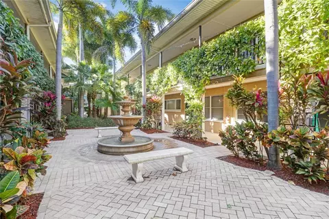 212 S Church Ave #208, Tampa, FL 33609