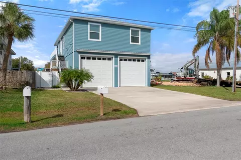 3371 Mangrove Dr, Hernando Beach, FL 34607