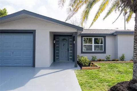 2406 Cool Rd, Holiday, FL 34690