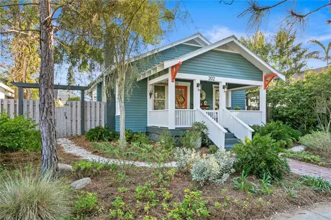 202 13th Ave N, Saint Petersburg, FL 33701
