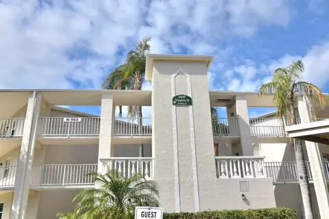 960 Virginia St #205, Dunedin, FL 34698