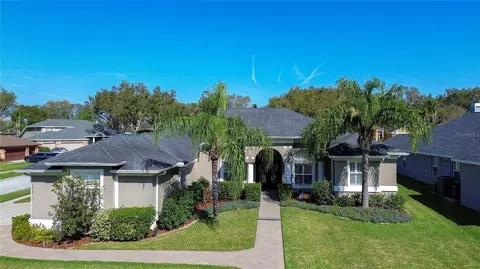 2902 Winding Trail Dr, Valrico, FL 33596
