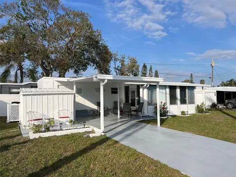 12766 Seminole Blvd #20, Largo, FL 33778