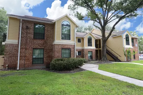 8642 Mallard Reserve Dr #203, Tampa, FL 33614