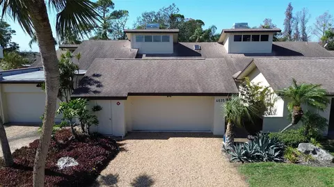 4635 La Jolla Dr, Bradenton, FL 34210