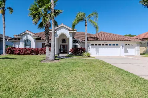 6014 Mariners Watch Dr, Tampa, FL 33615