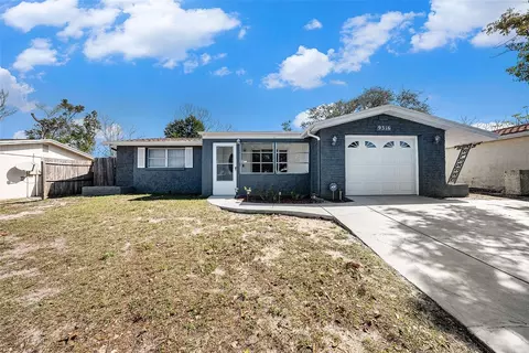 9316 Mark Twain Ln, Port Richey, FL 34668