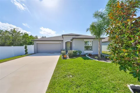 11323 Misty Moss Dr, Wimauma, FL 33598