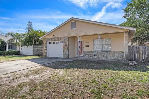 3226 9th Ave N, Saint Petersburg, FL 33713