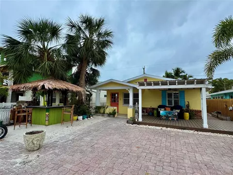 3019 Dupont St S, Gulfport, FL 33707