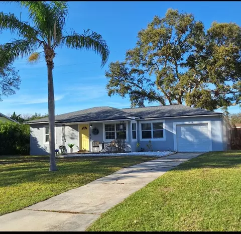 1258 Nicholson St, Clearwater, FL 33755