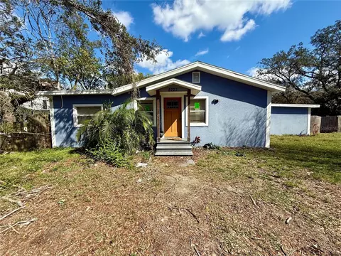 8727 N Temple Ave, Tampa, FL 33617