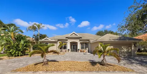 5549 Eastwind Dr, Sarasota, FL 34233