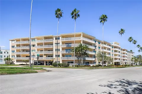 1200 N Shore Dr NE #109, Saint Petersburg, FL 33701