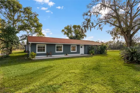 5655 Wo Griffin Rd, Plant City, FL 33567