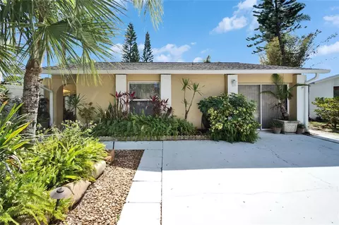 5110 Crestmore Ct, Tampa, FL 33624